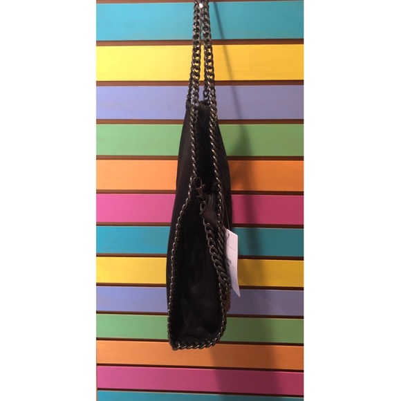 Chain Handle Bag - Picture 4 of 8